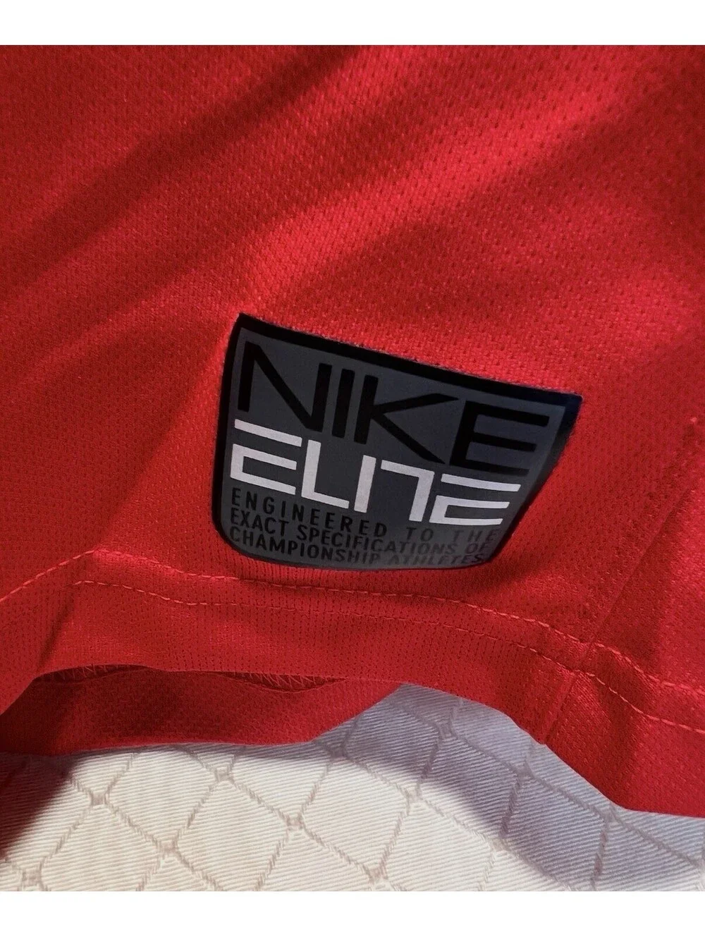 Nike Elite Men’s Small Red Hooded Long Sleeve Dri-Fit